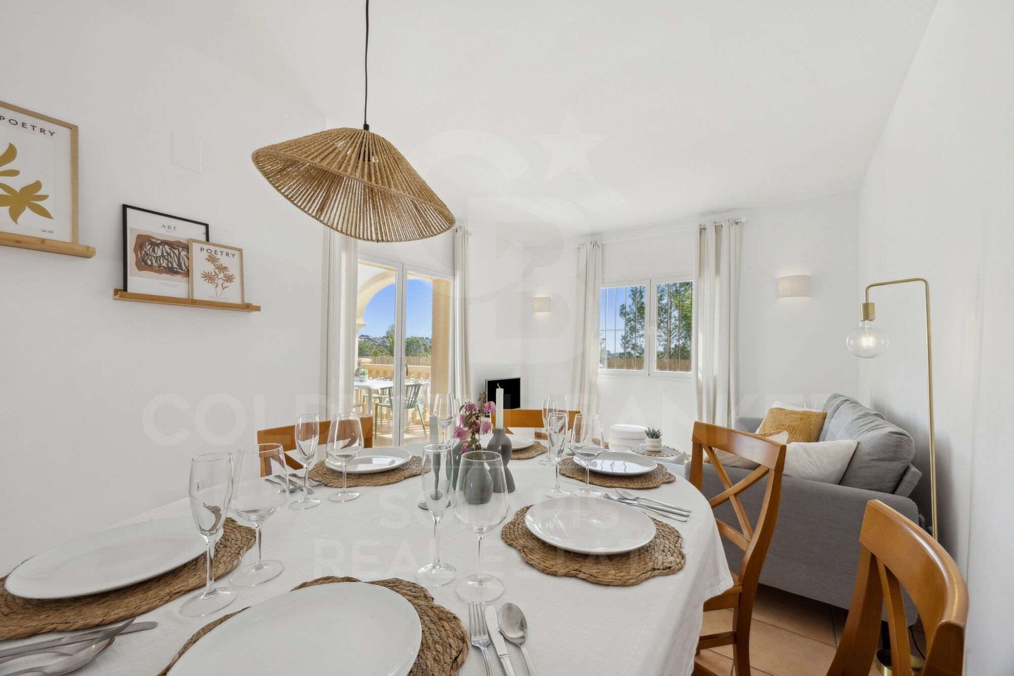 Vivienda luminosa con piscina privada en Jávea