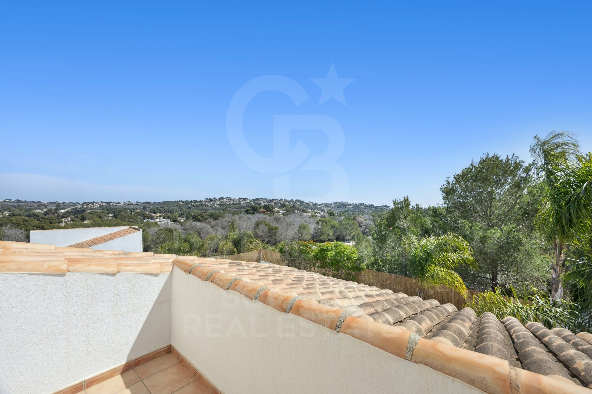 Vivienda luminosa con piscina privada en Jávea