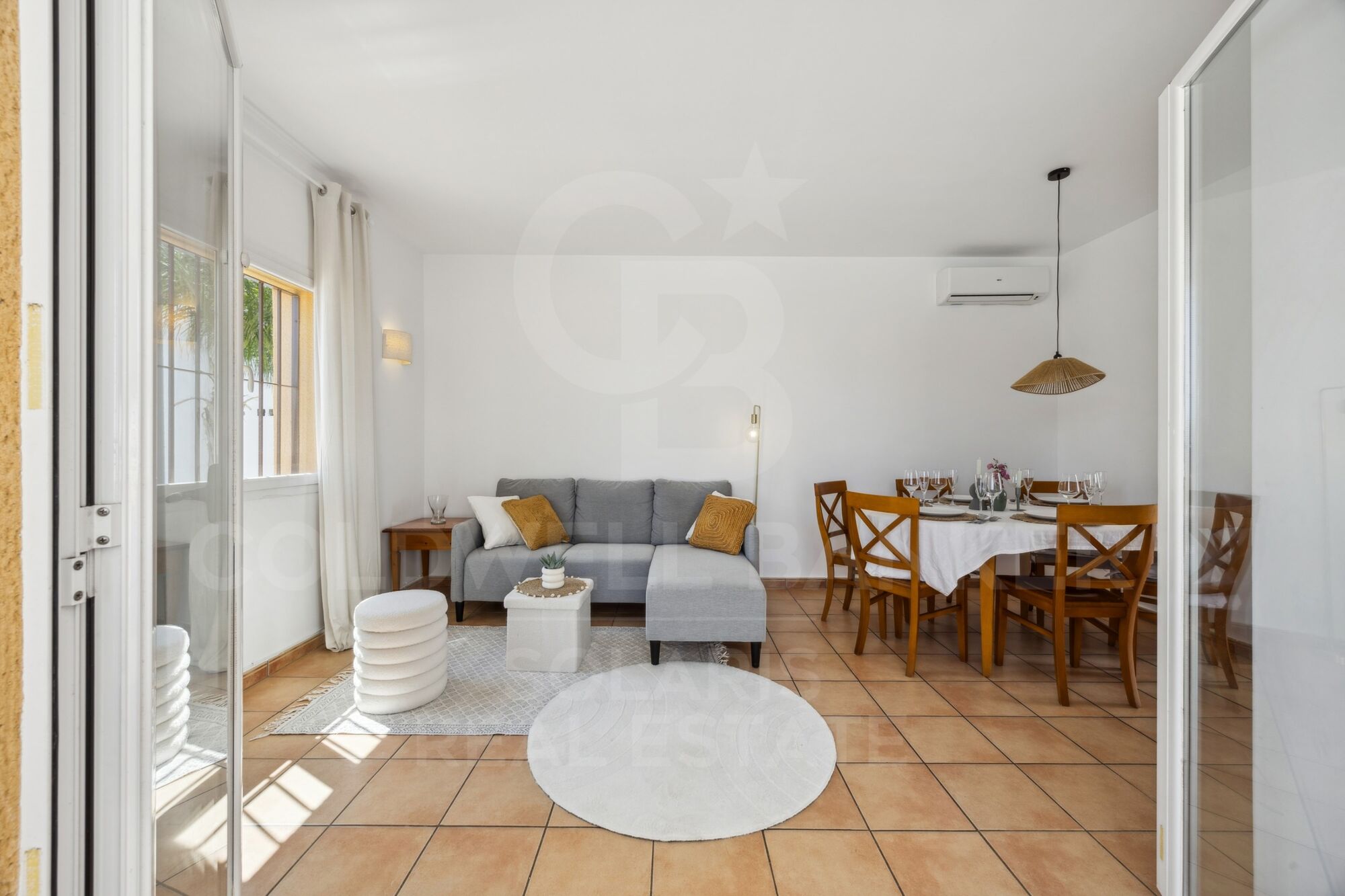 Vivienda luminosa con piscina privada en Jávea