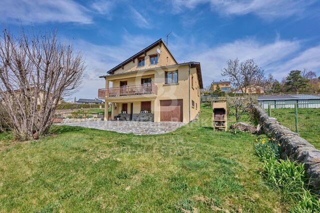 House 6 Bedrooms Sale Osséja