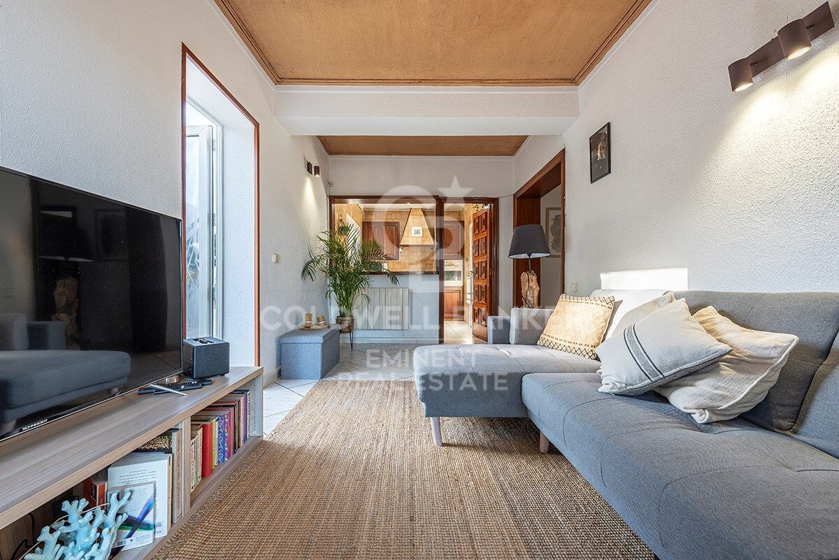 Ihr perfekter Rückzugsort in Sitges: Villa mit Pool, Tennisplatz und Gästehaus