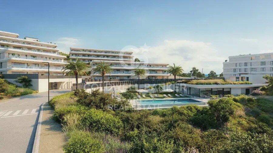 Viviendas de obra nueva en un entorno natural con magníficas vistas al mar en Estepona