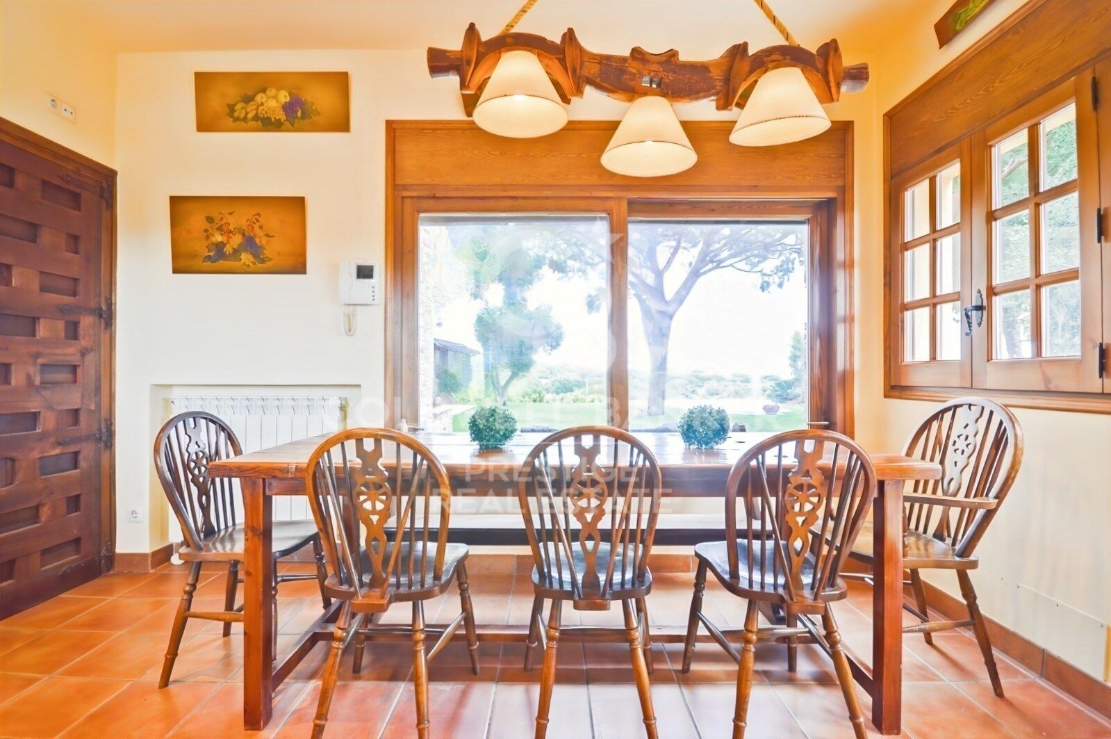 Vivienda con doble espacio habitable en una ubicación privilegiada