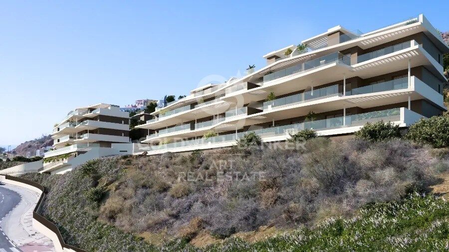 Exklusive Wohnanlage mit großen Terrassen und Meerblick in Rincón de la Victoria