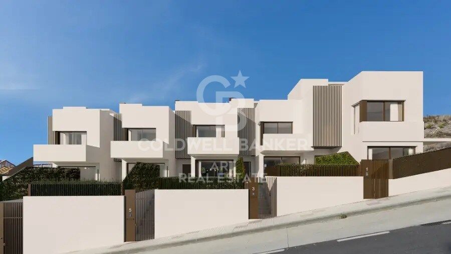 Espectaculares chalets de obra nueva en Rincón de la Victoria