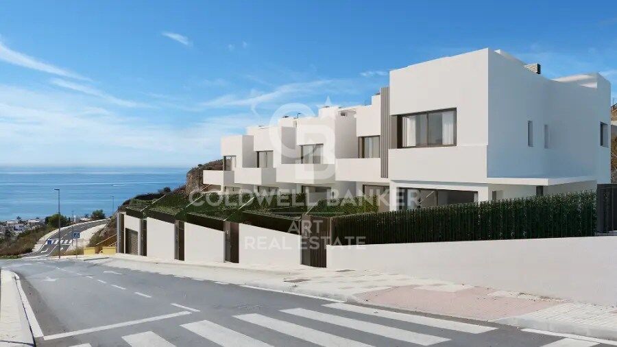 Spectacular new construction villas in Rincón de la Victoria