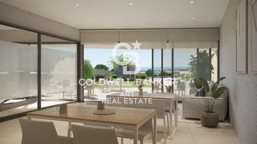 Luxury residential with large terraces and sea views in Estepona