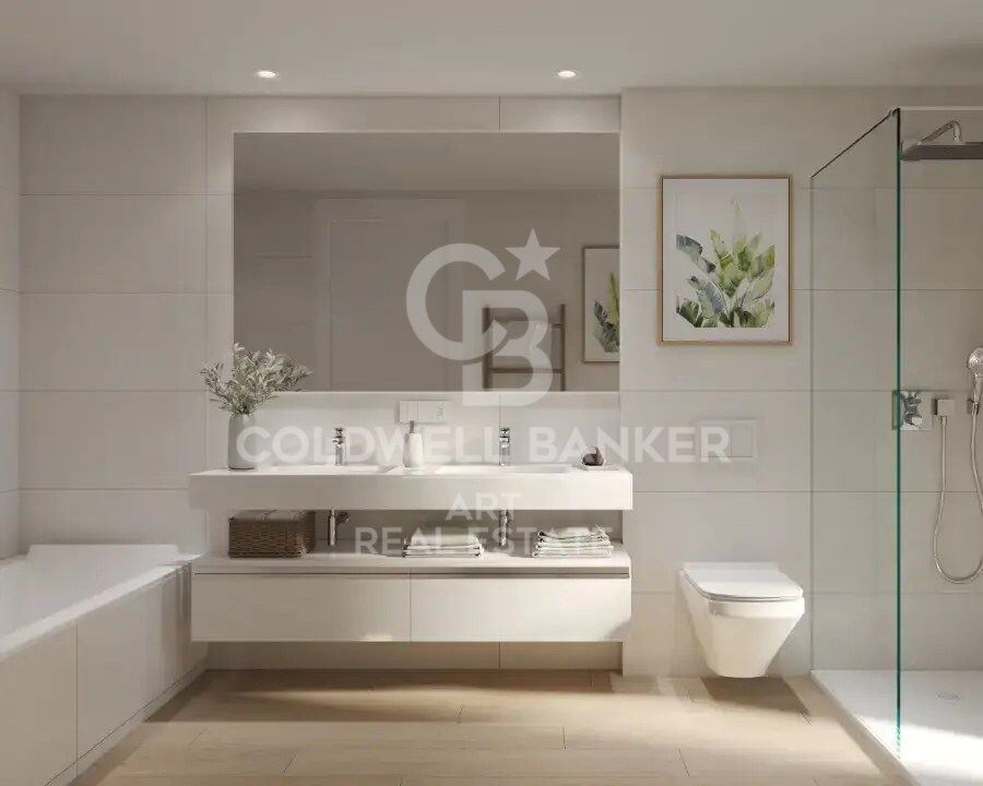 Luxury residential with large terraces and sea views in Estepona