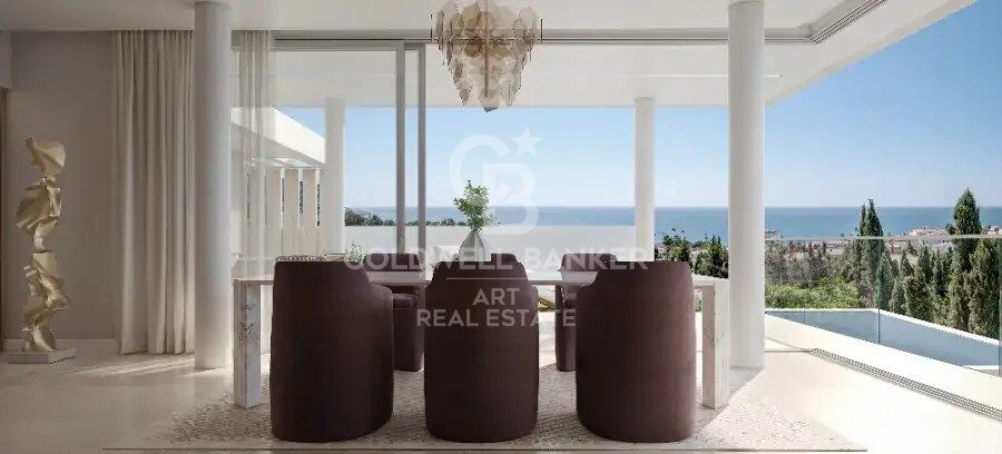 Exclusive villas with sea views in Estepona