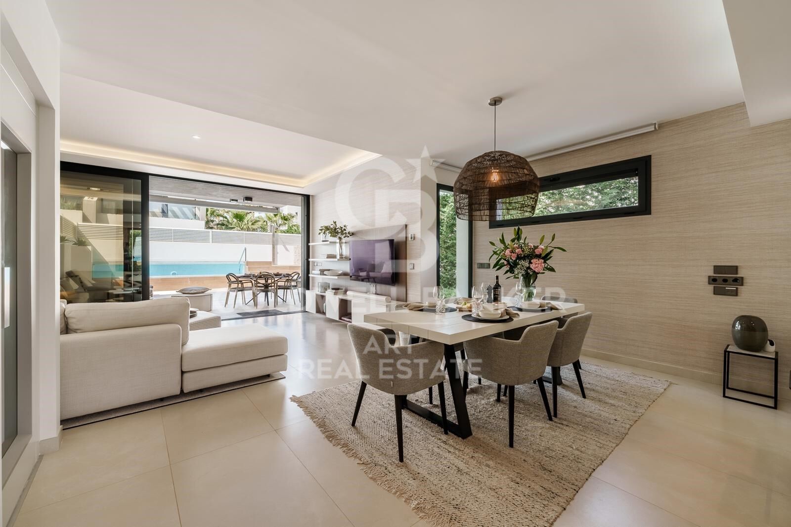 Exclusiva villa contemporánea en Banus Bay a pasos de Puerto Banús