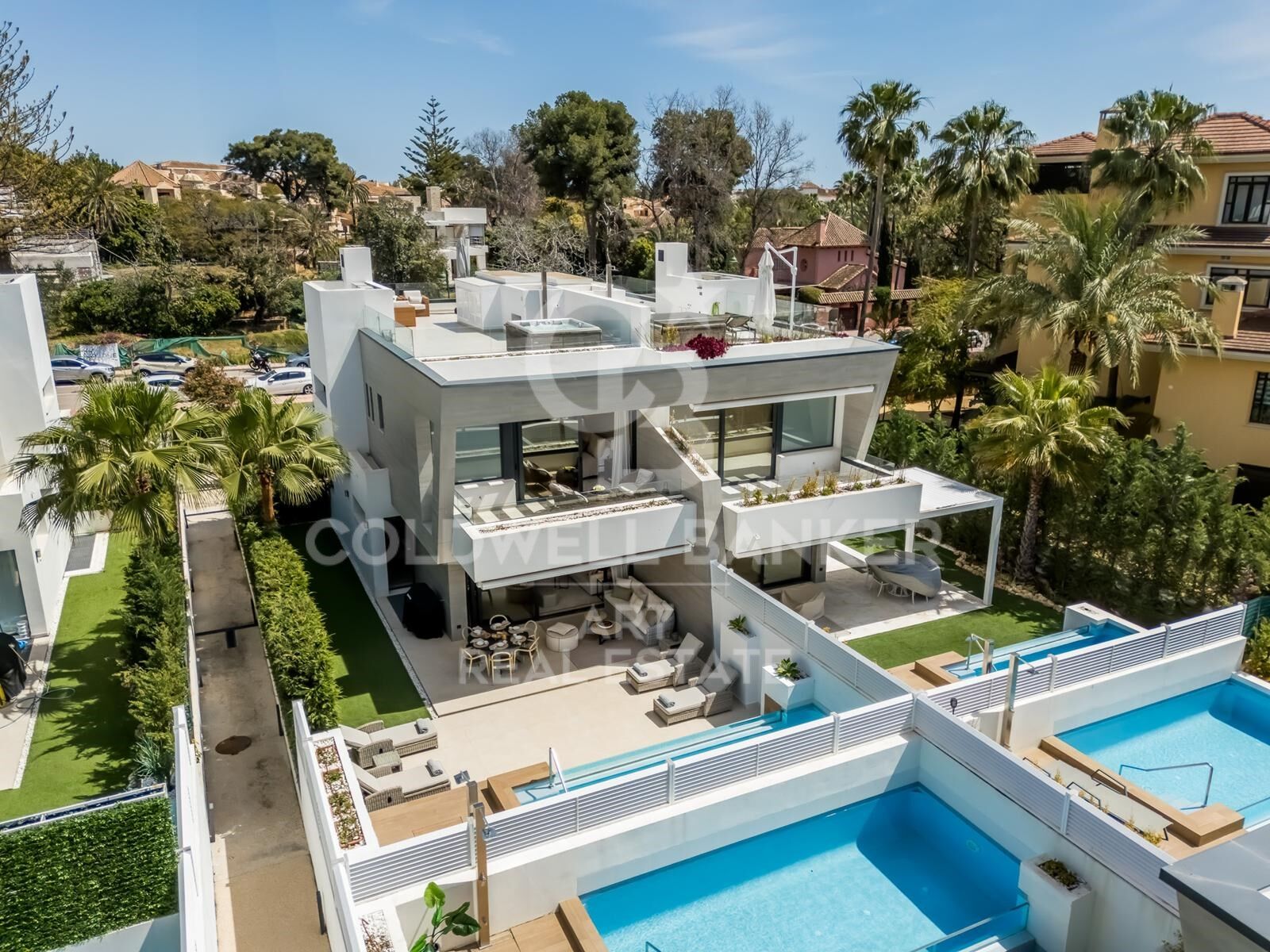 Villa contemporaine d'exception à Banus Bay, à deux pas de Puerto Banús