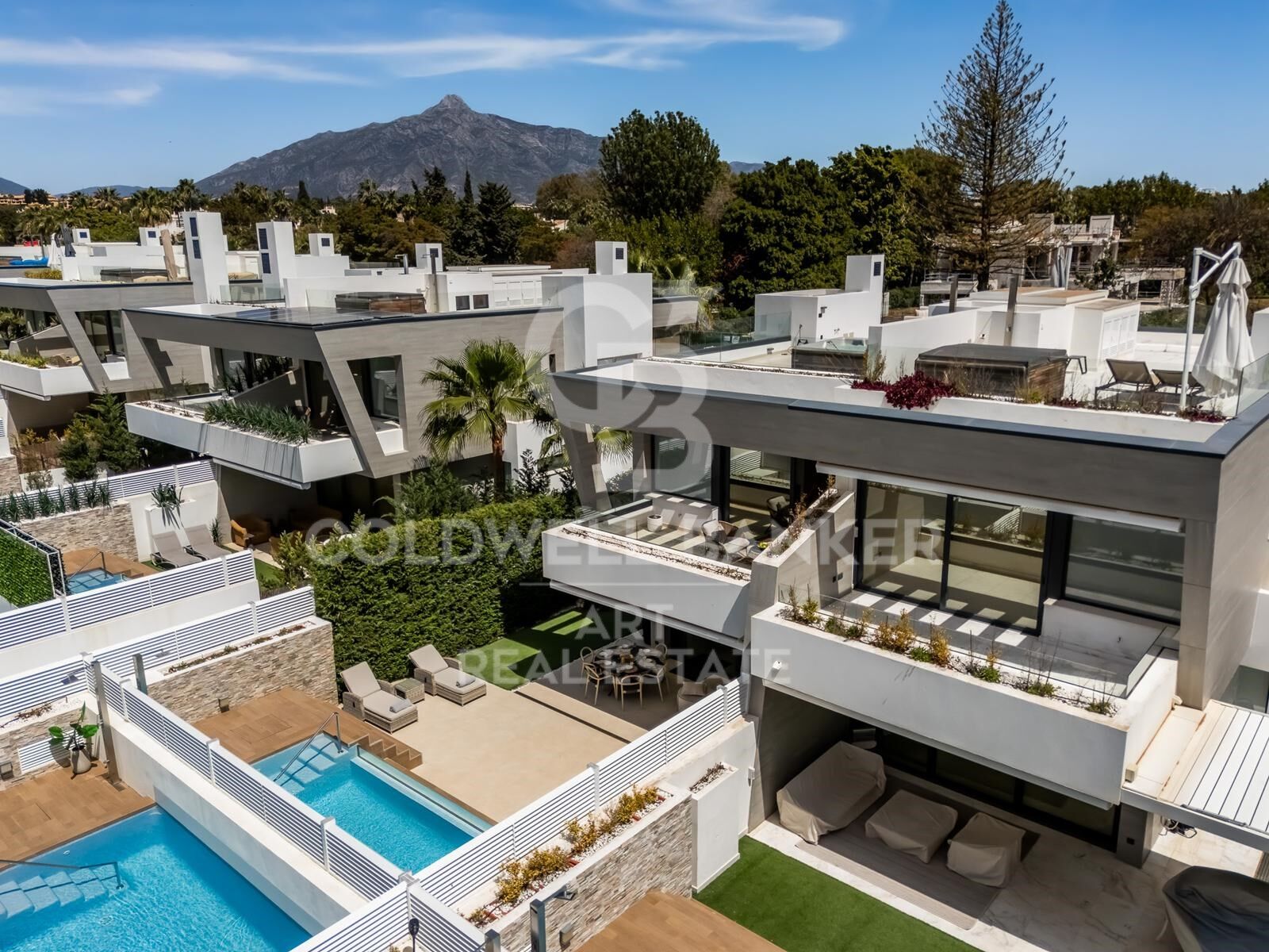 Villa contemporaine d'exception à Banus Bay, à deux pas de Puerto Banús