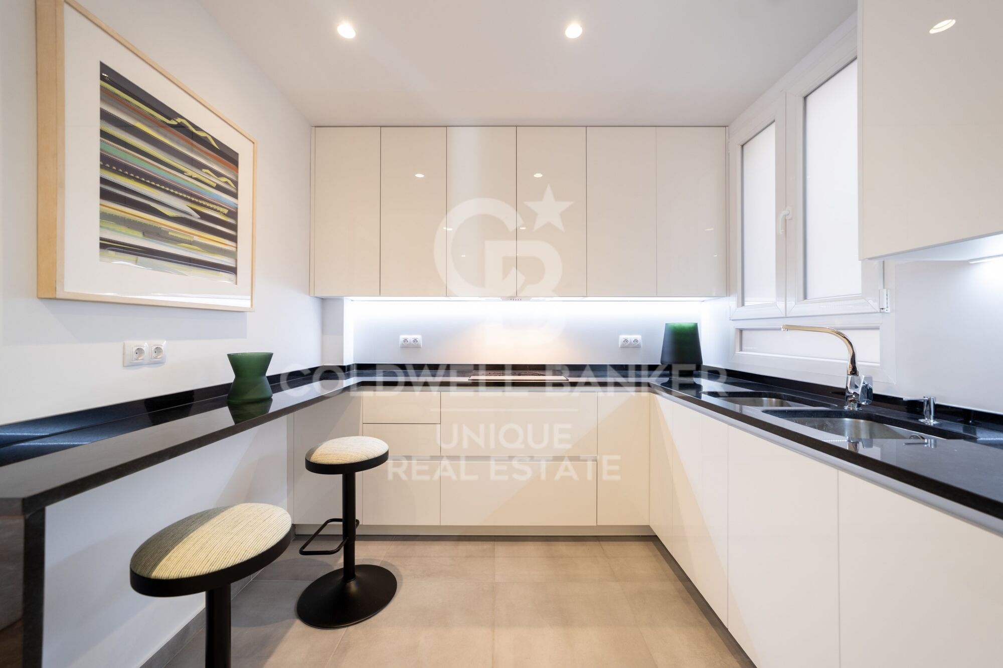 Flat for sale in Castellana, Barrio de Salamanca, Madrid