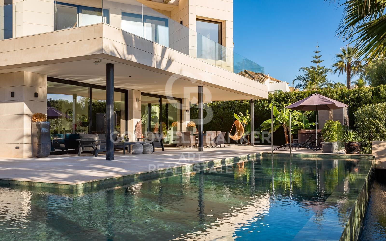 Stunning Villa in a Prestigious Location in the Golf Valley of Nueva Andalucía, Marbella