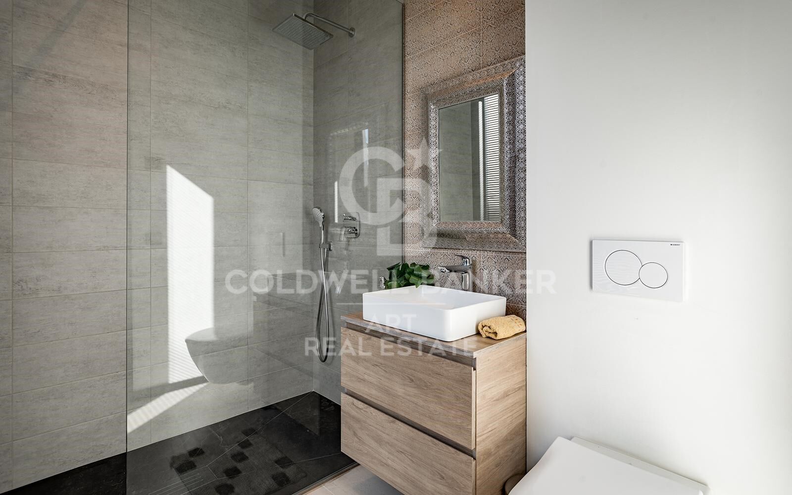 Superbe Villa dans un Emplacement Prestigieux dans la Vallée du Golf de Nueva Andalucía, Marbella