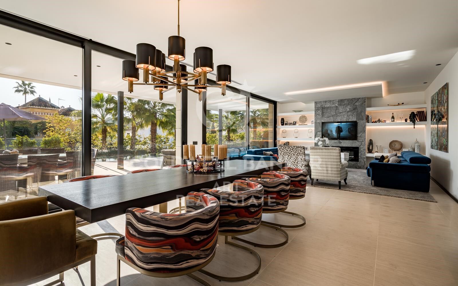 Stunning Villa in a Prestigious Location in the Golf Valley of Nueva Andalucía, Marbella