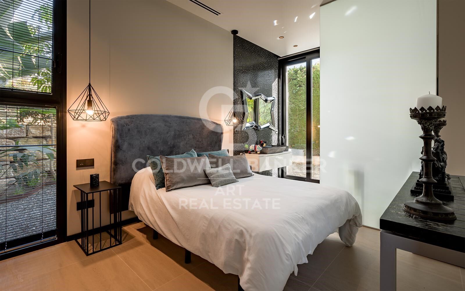 Fantástica villa en una ubicación prestigiosa en el Valle del Golf de Nueva Andalucía, Marbella