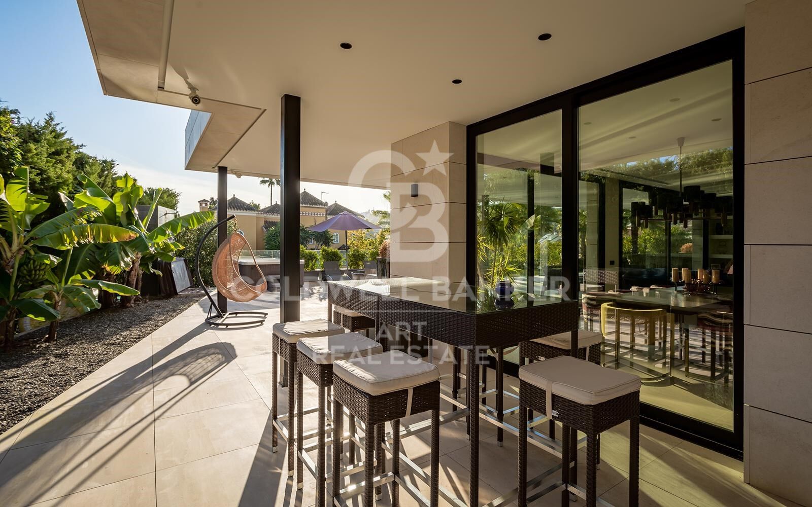 Fantástica villa en una ubicación prestigiosa en el Valle del Golf de Nueva Andalucía, Marbella