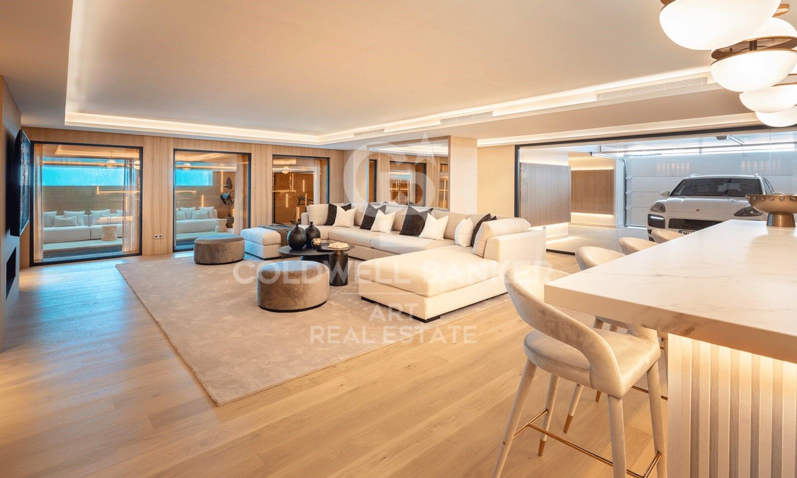 Magnifique Villa avec Piscine Intérieure et Vue Imprenable sur la Méditerranée à Sierra Blanca