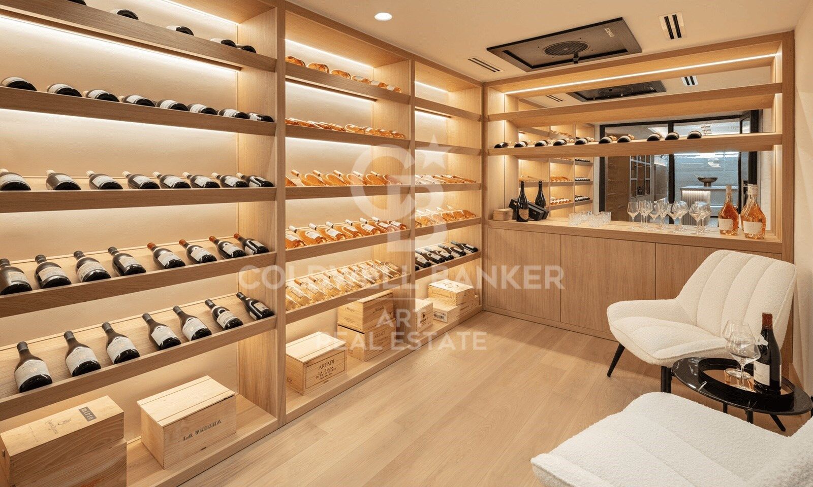 Magnifique Villa avec Piscine Intérieure et Vue Imprenable sur la Méditerranée à Sierra Blanca