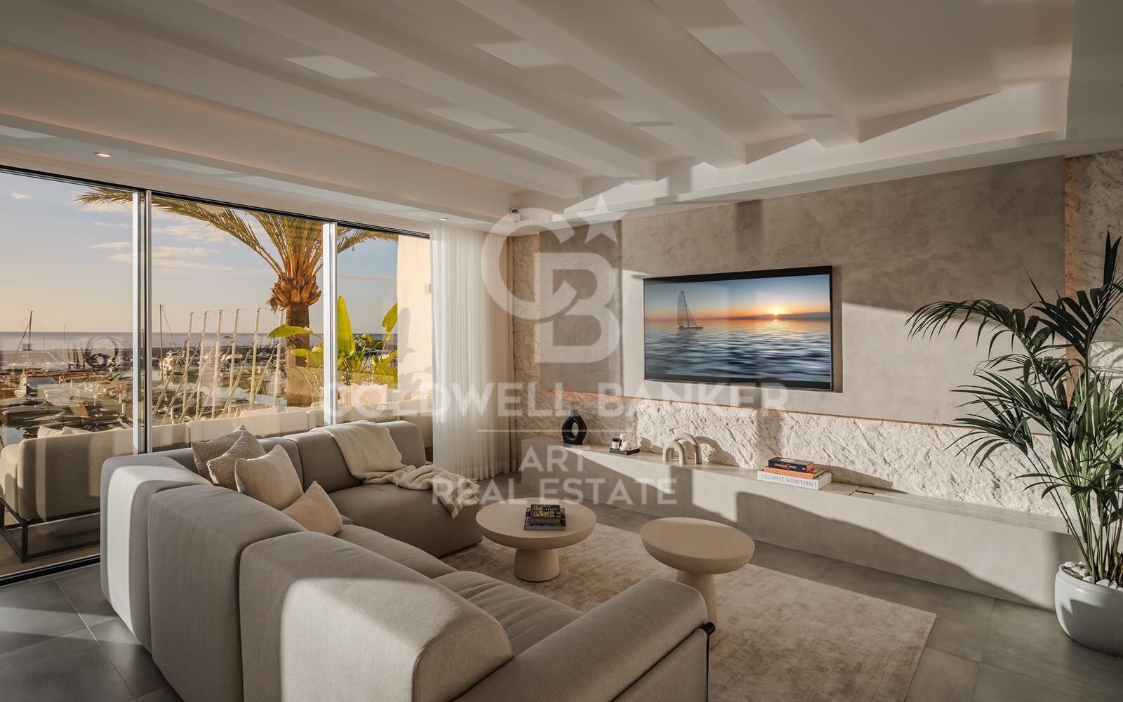 Duplex-Penthouse in erster Meereslinie mit Panoramablick auf den Yachthafen von Puerto Banús