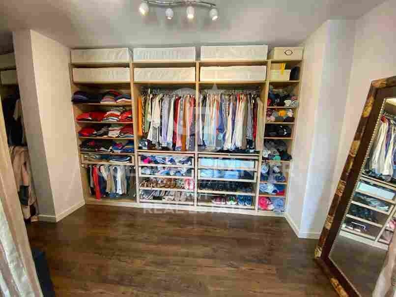 Exklusive Villa im balinesischen Stil nur wenige Meter vom Meer entfernt in Guadalmina Baja / Casasola