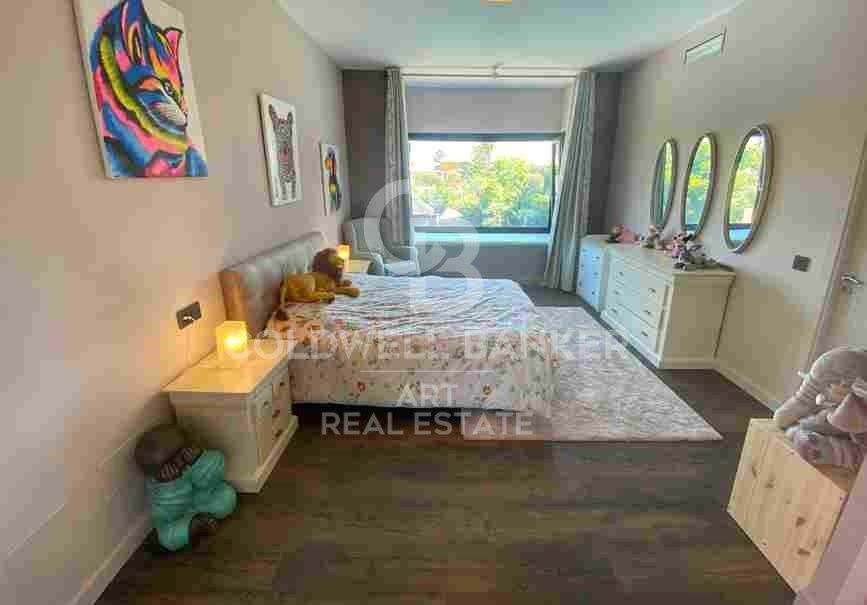 Exklusive Villa im balinesischen Stil nur wenige Meter vom Meer entfernt in Guadalmina Baja / Casasola