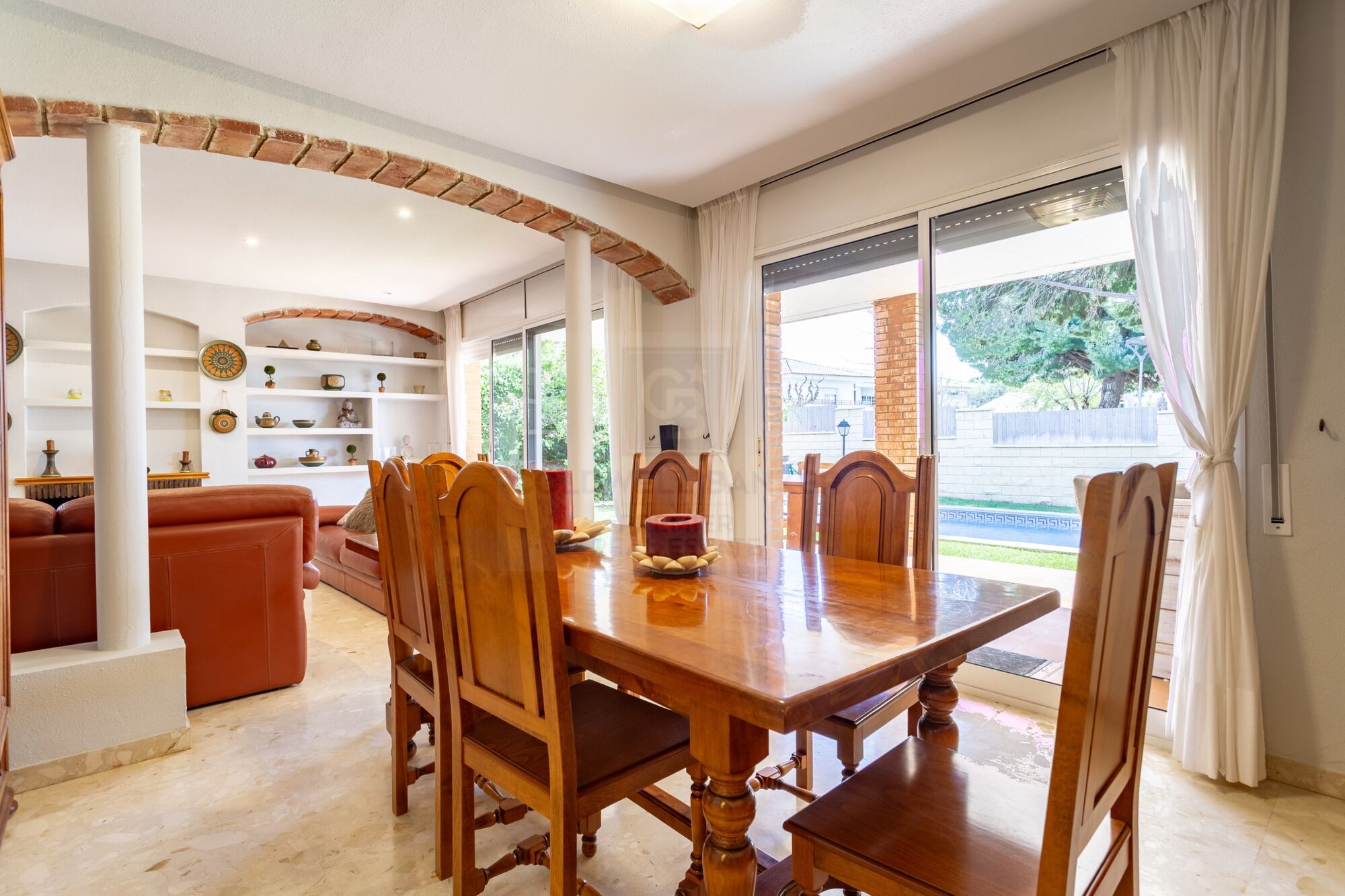 House with pool and garden in Vilafortuny