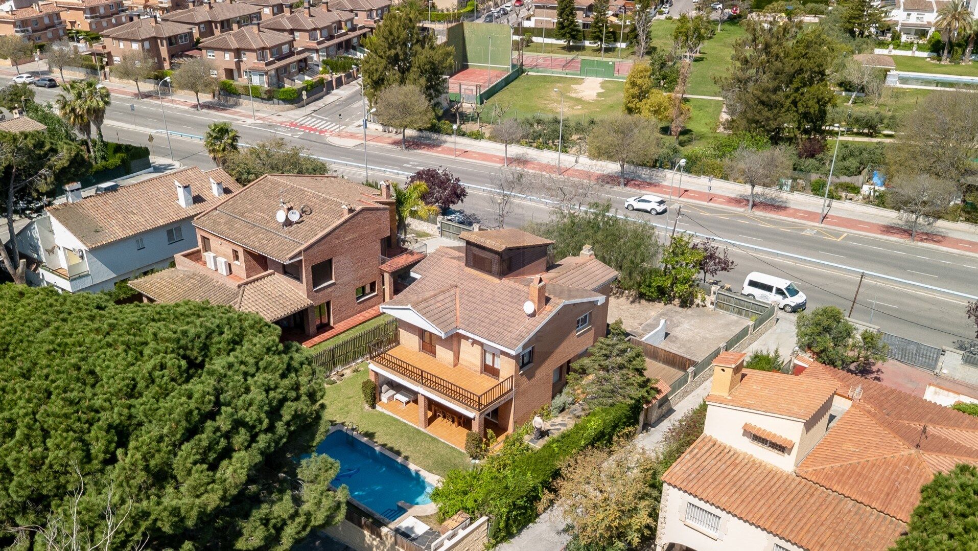 House with pool and garden in Vilafortuny