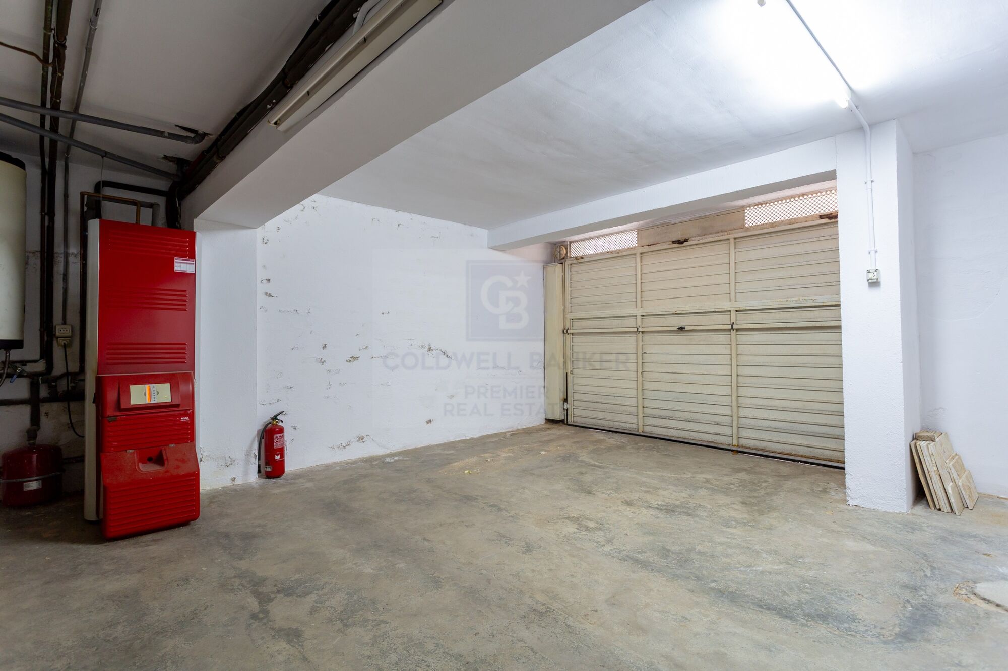 House with pool and garden in Vilafortuny