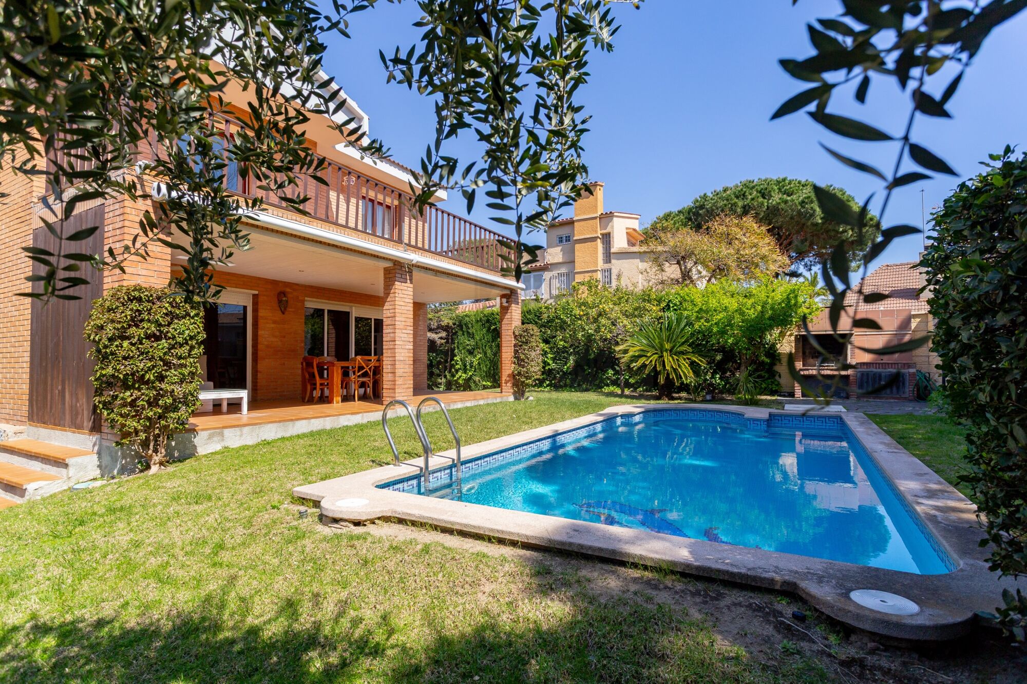 Casa con piscina y jardín en Vilafortuny