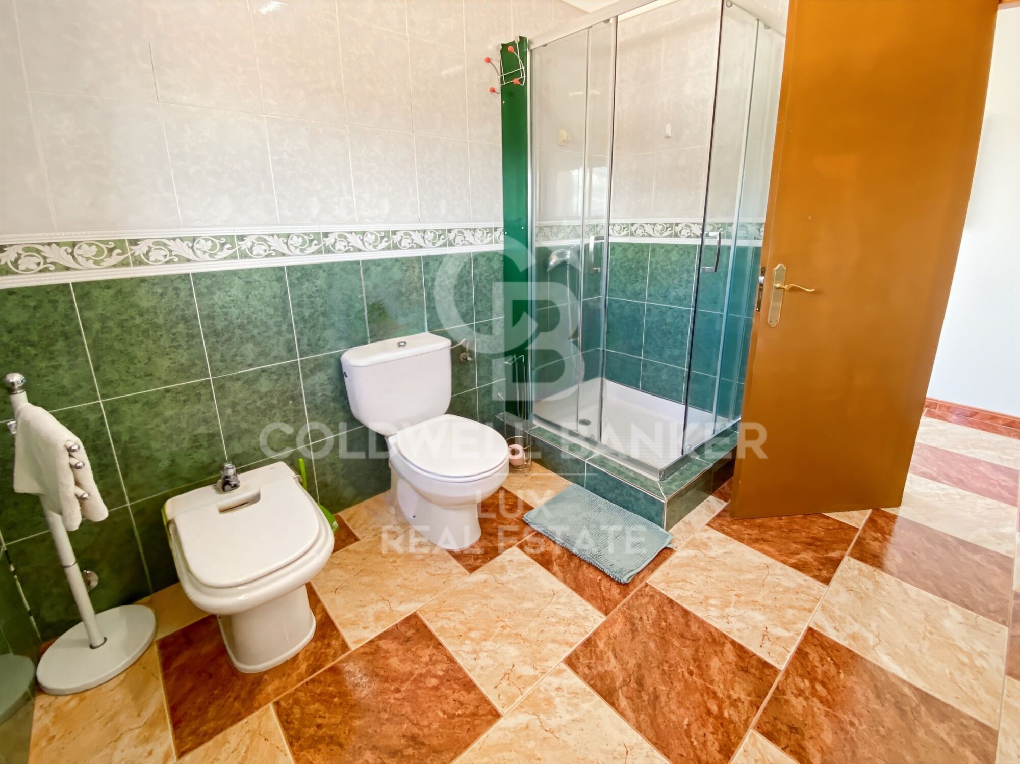 House with large garden and garage in the centre of Vilajuïga, Alt Empordà