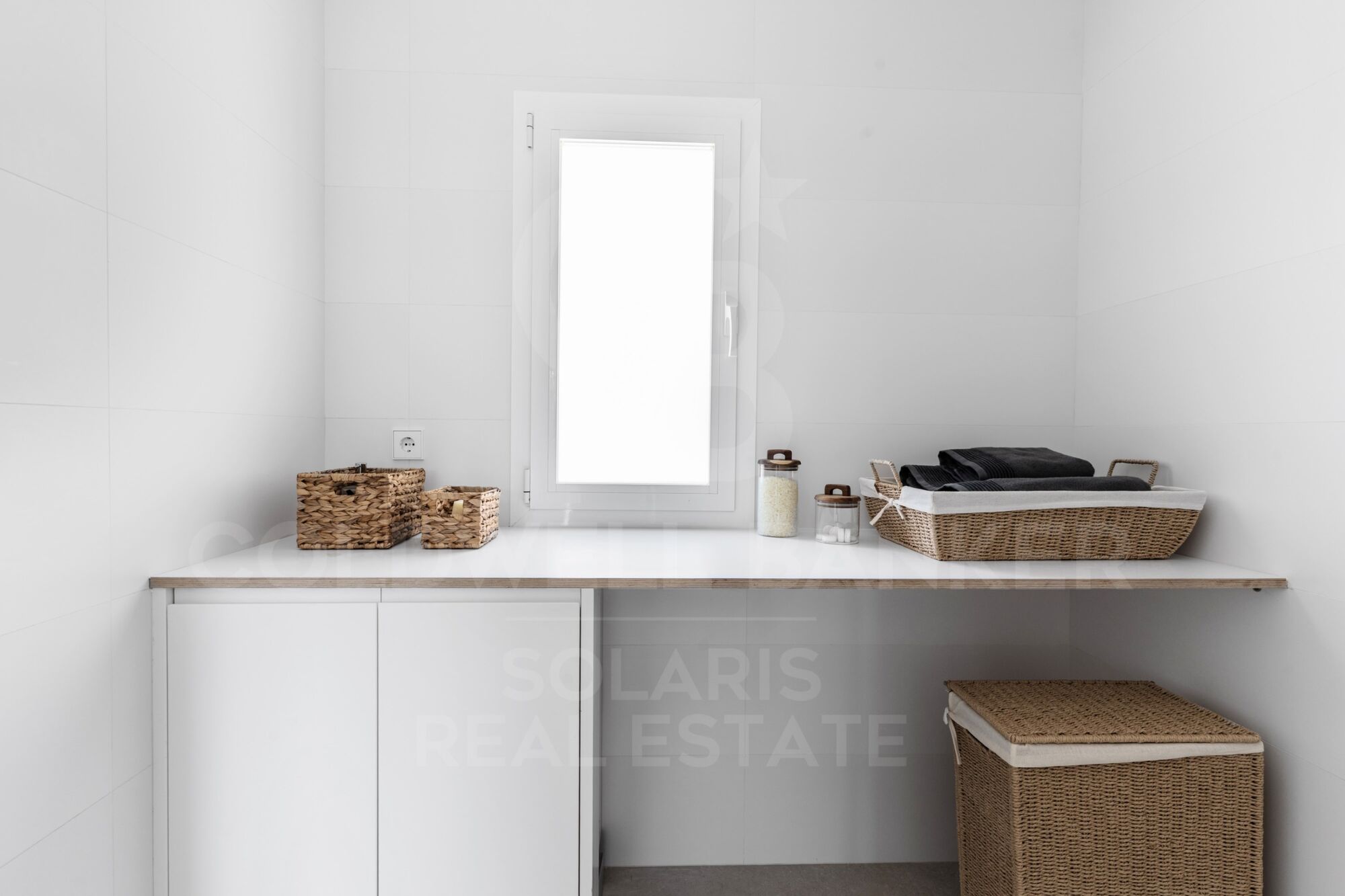 Blanc Altea 19: bright architecture with a Mediterranean soul