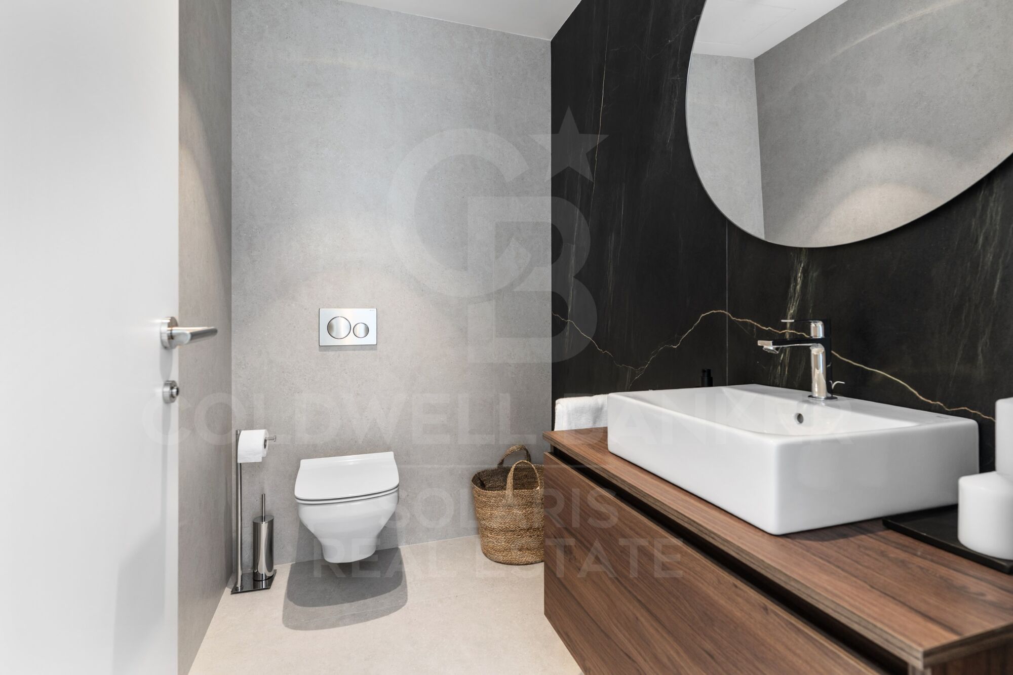 Blanc Altea 19: helle Architektur mit mediterraner Seele