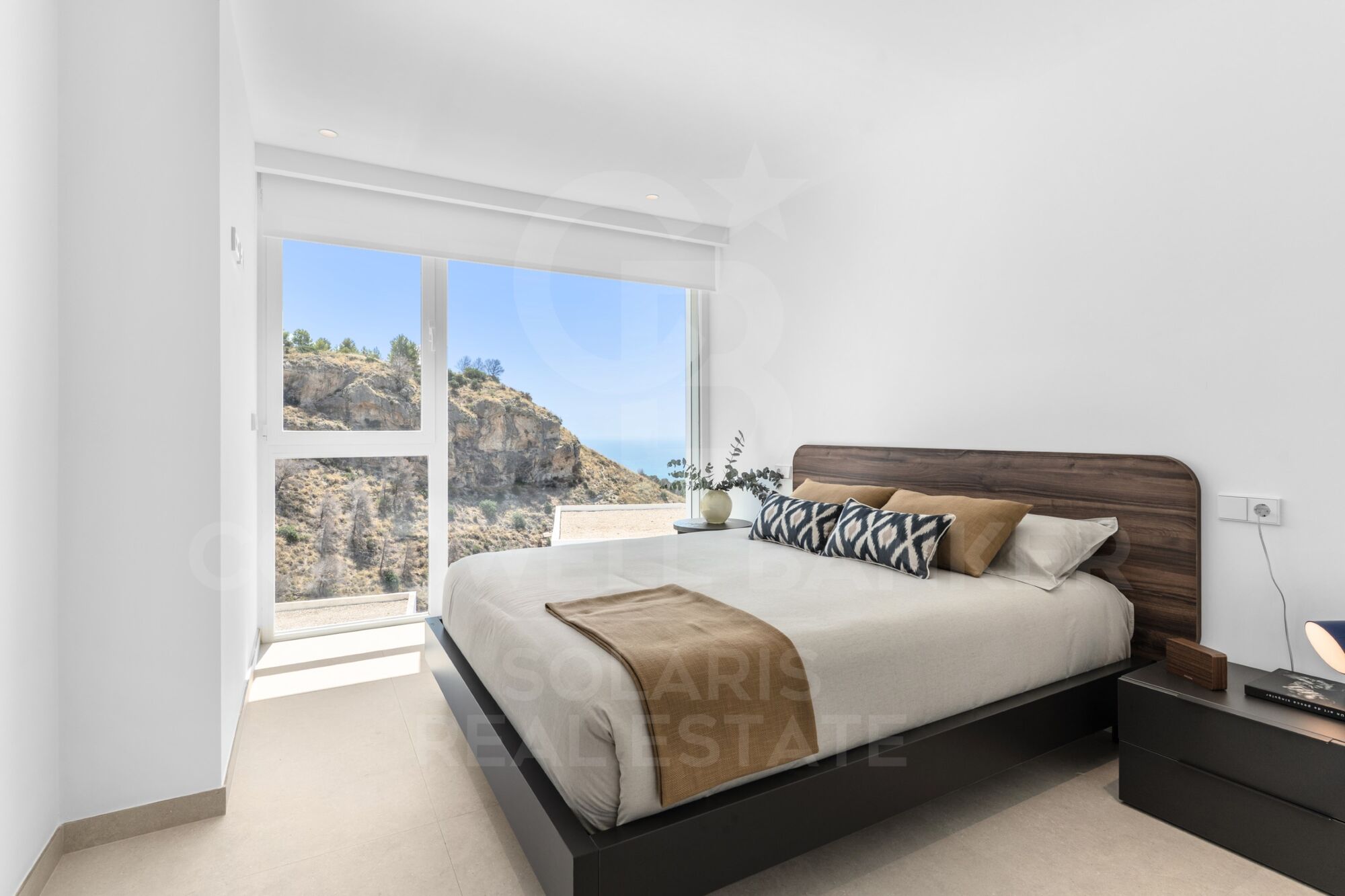 Blanc Altea 19 : une architecture lumineuse à l'âme méditerranéenne