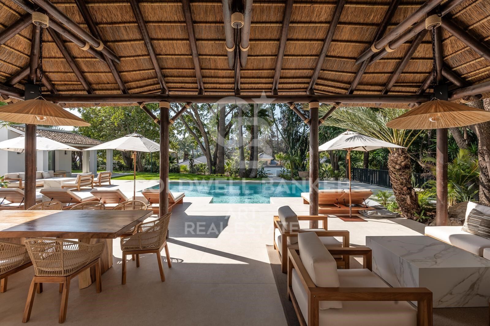 Elegant villa that blends tradition with modern living in Las Brisas, Nueva Andalucía, Marbella