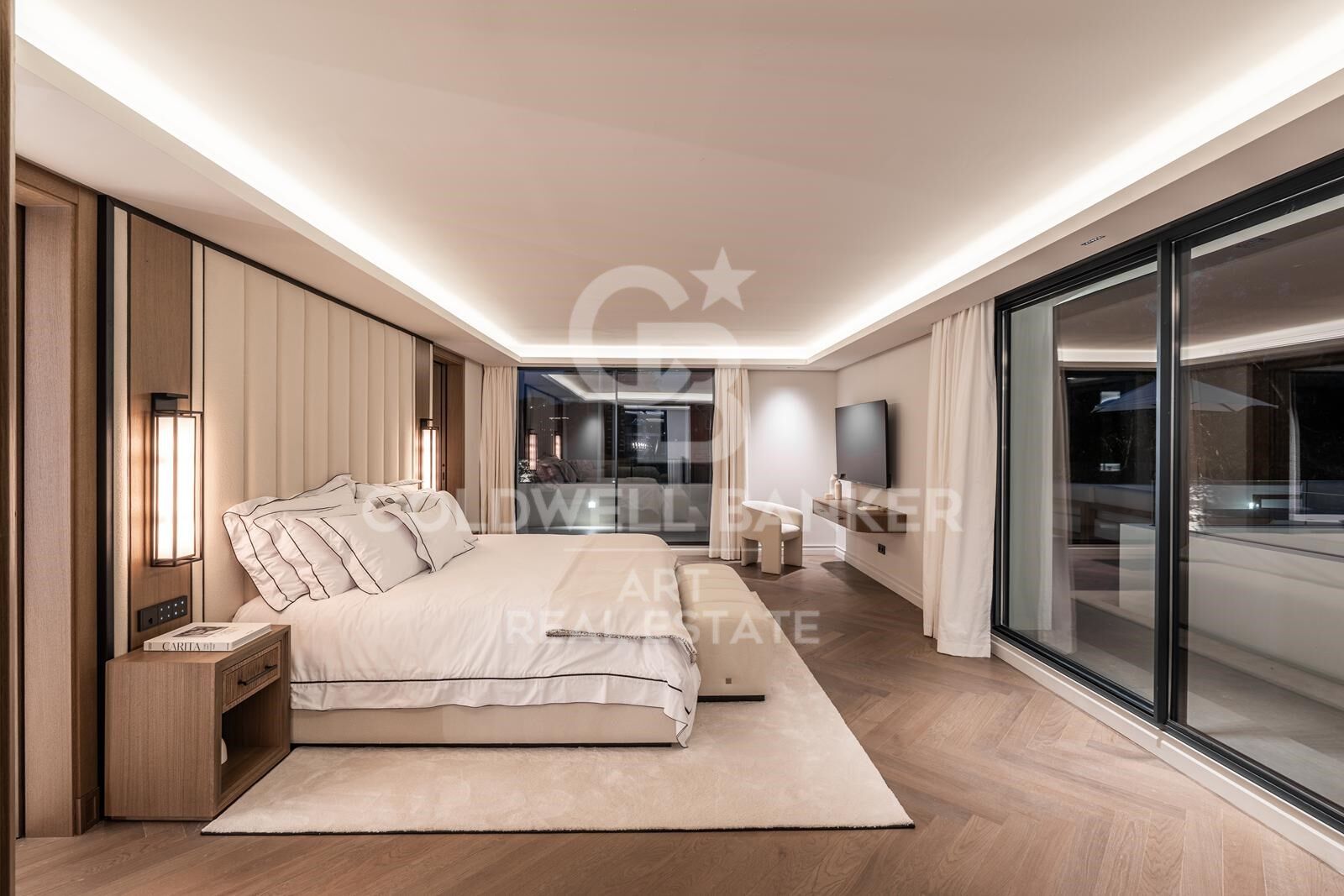 Elegant villa that blends tradition with modern living in Las Brisas, Nueva Andalucía, Marbella