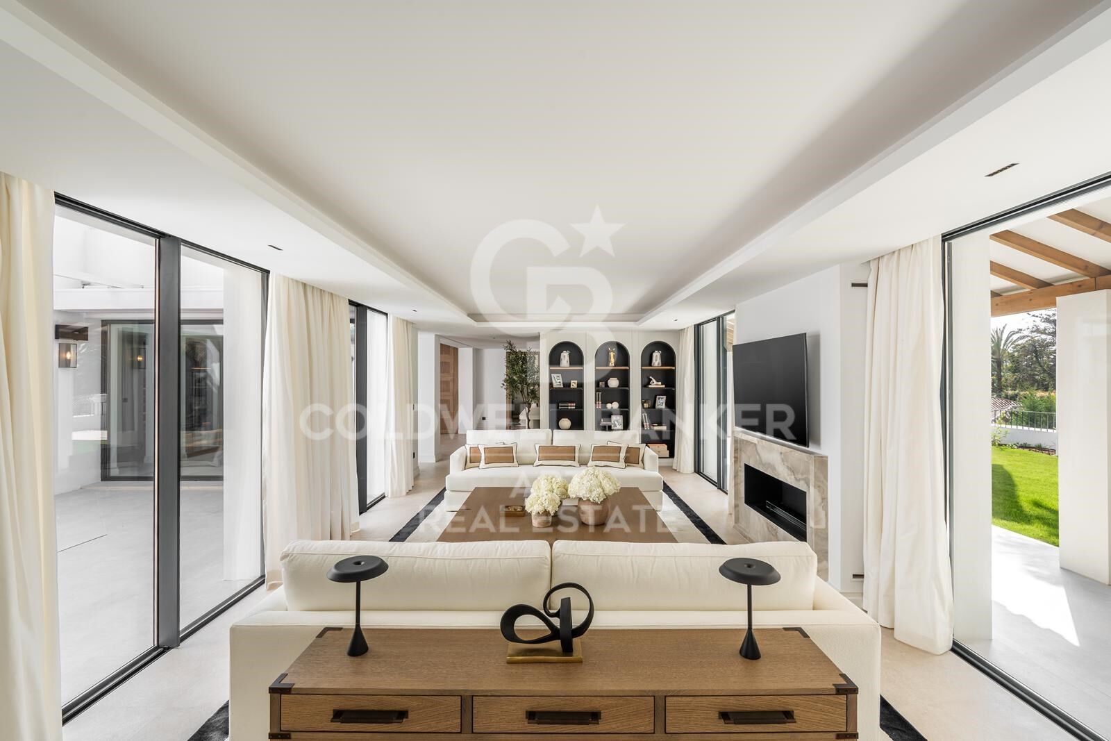 Villa elegante que fusiona tradición y modernidad en Las Brisas, Nueva Andalucía, Marbella