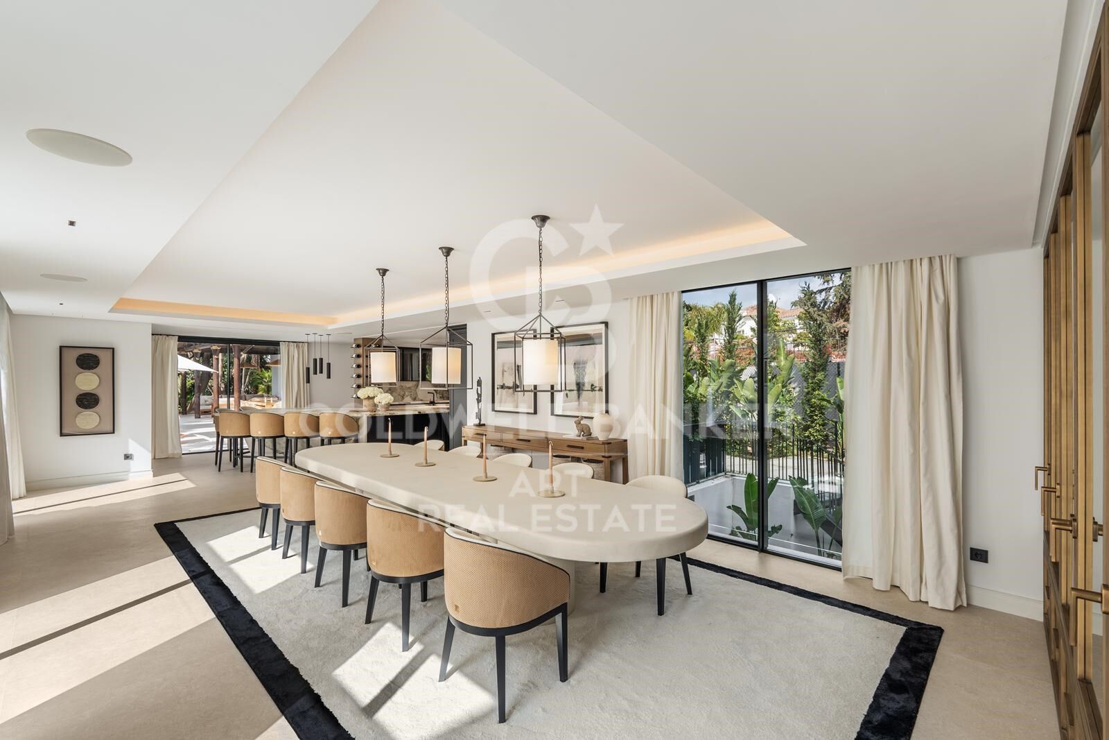 Une villa elegante qui allie tradition et vie moderne à Las Brisas, Nueva Andalucía, Marbella
