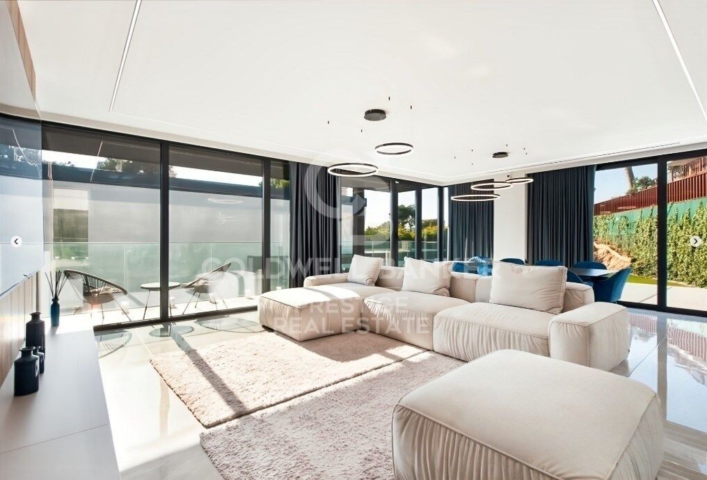 Moderne Luxusvilla in Castelldefels,Barcelona