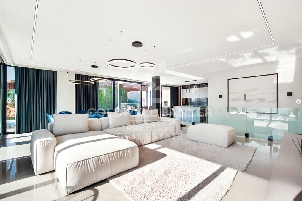 Moderne Luxusvilla in Castelldefels,Barcelona