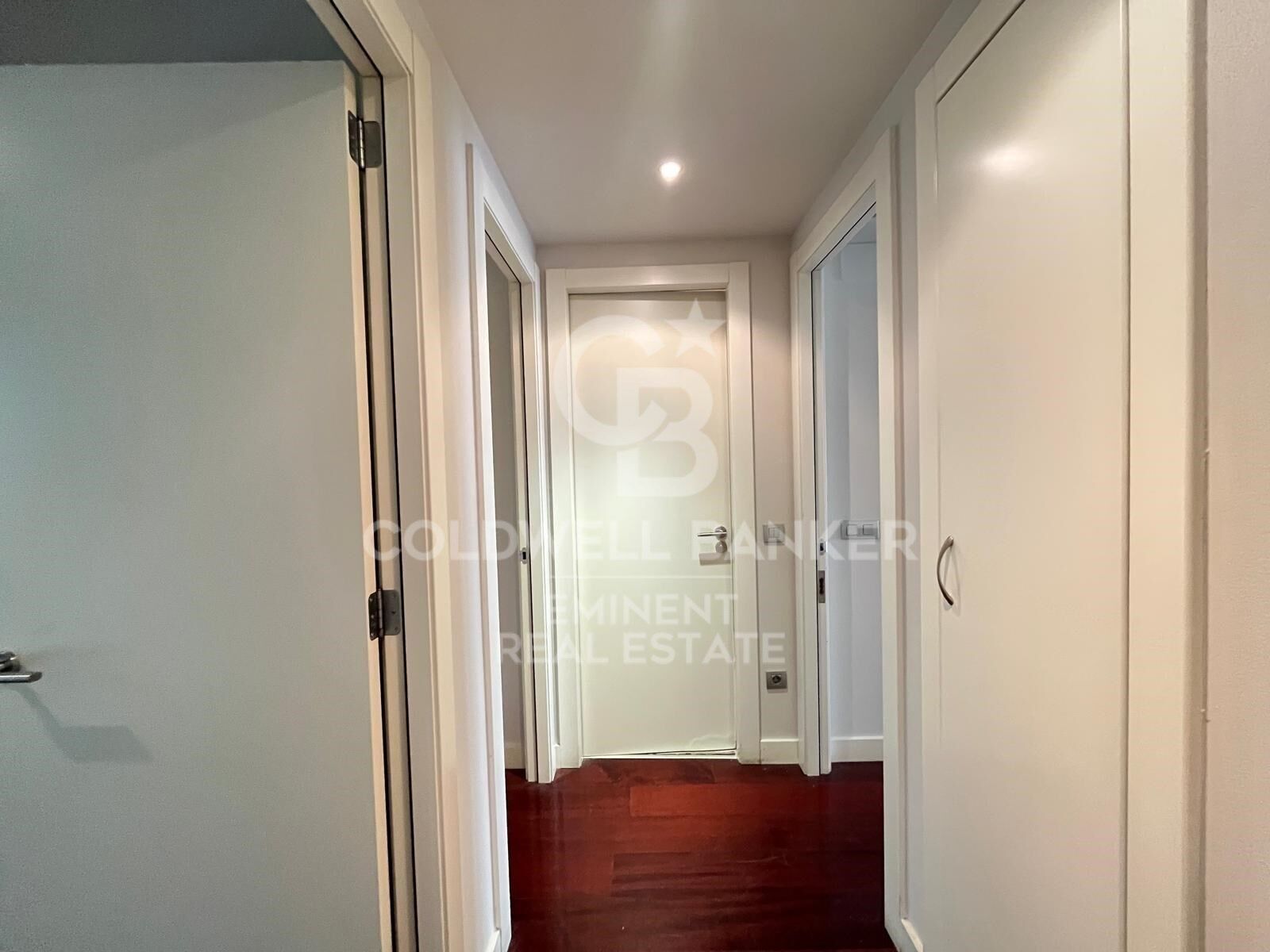 Renovated and furnished apartment in La Antiga Esquerra