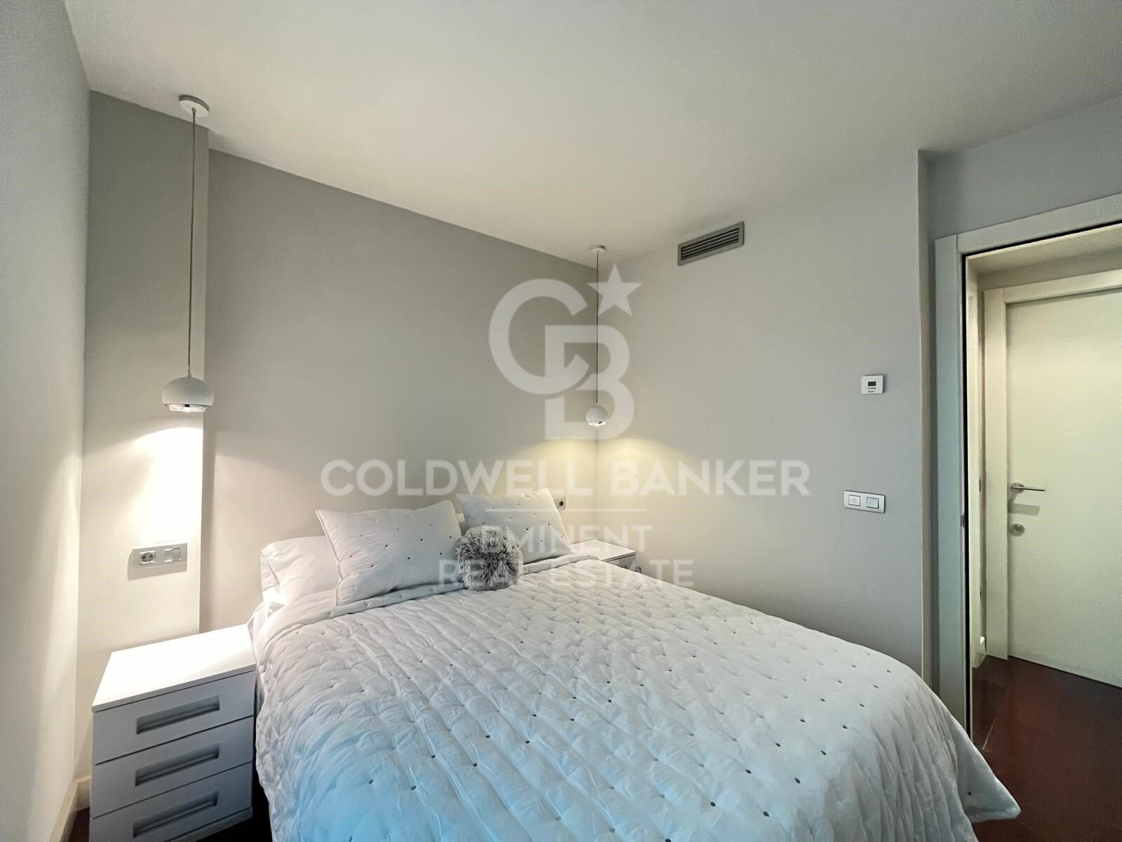 Renovated and furnished apartment in La Antiga Esquerra