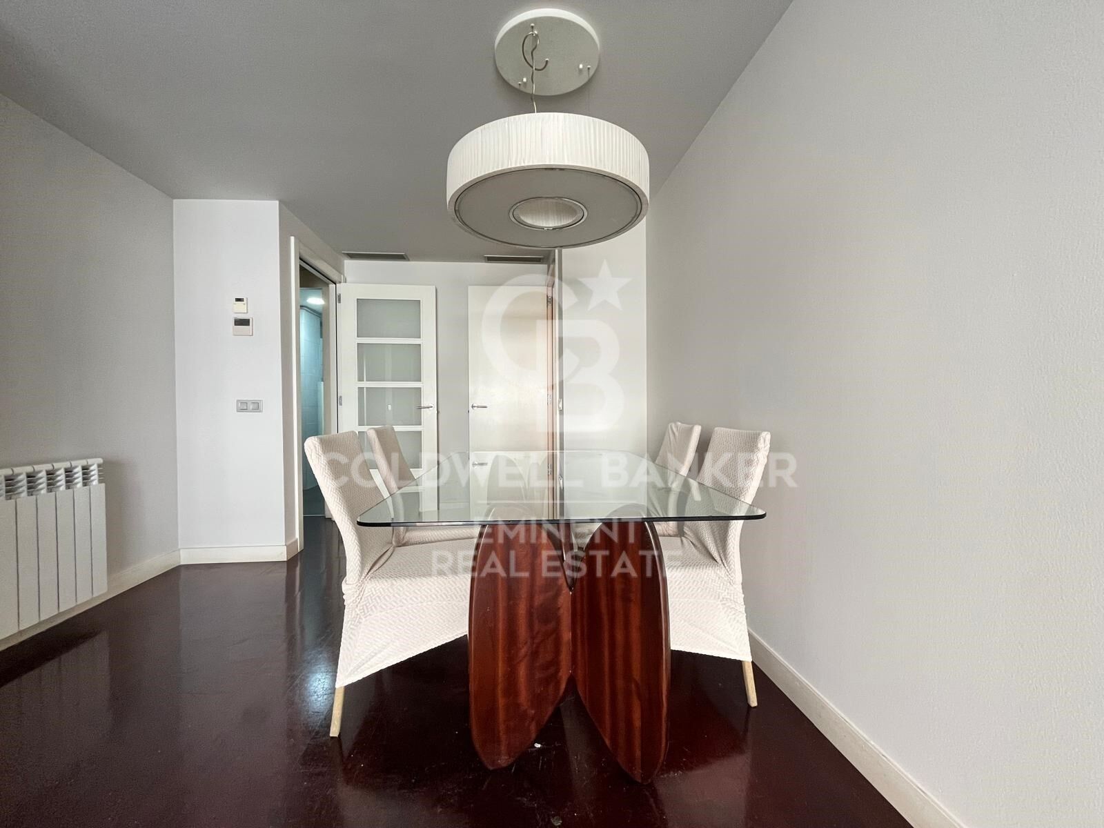 Renovated and furnished apartment in La Antiga Esquerra