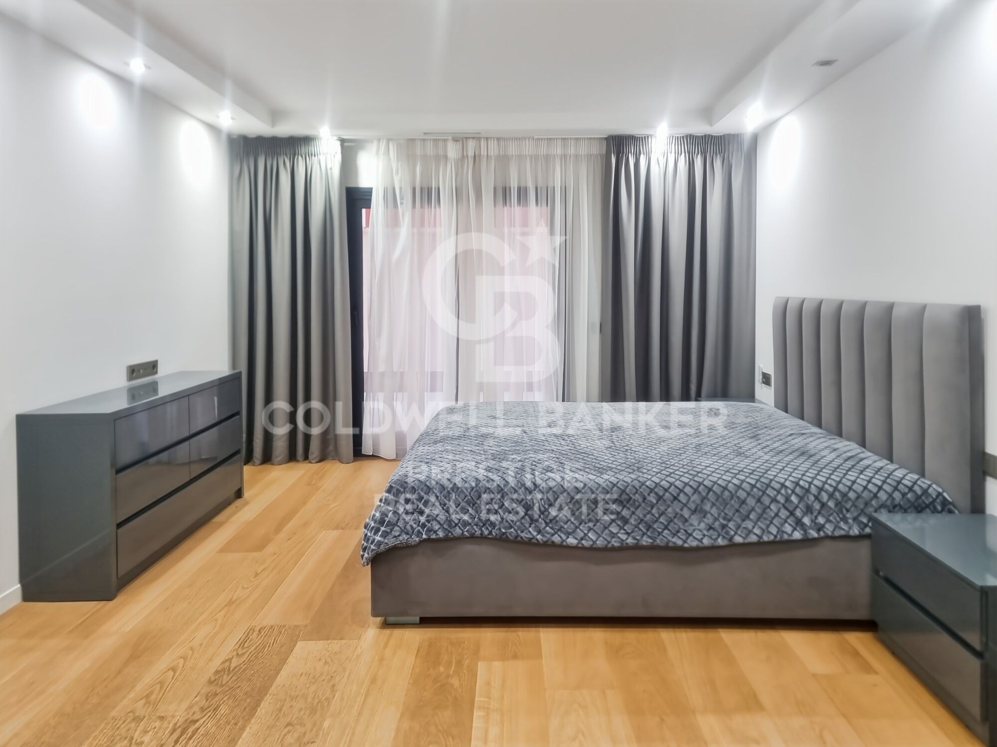 Dúplex con terraza en Castelldefels