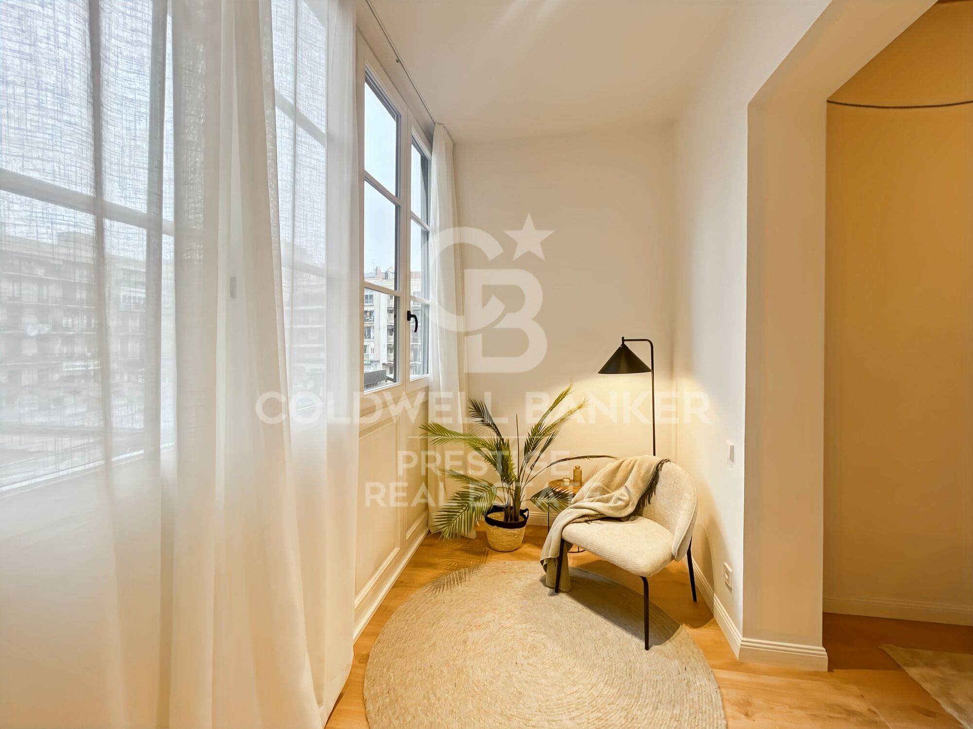 En venta piso reformado en Eixample Izquierdo , Barcelona