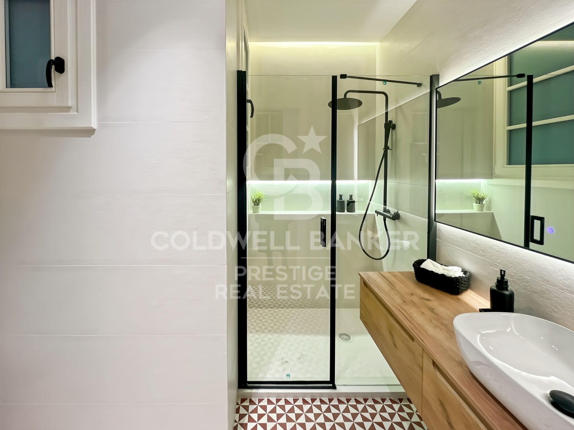 A vendre appartement rénové dans Eixample Izquierdo , Barcelona