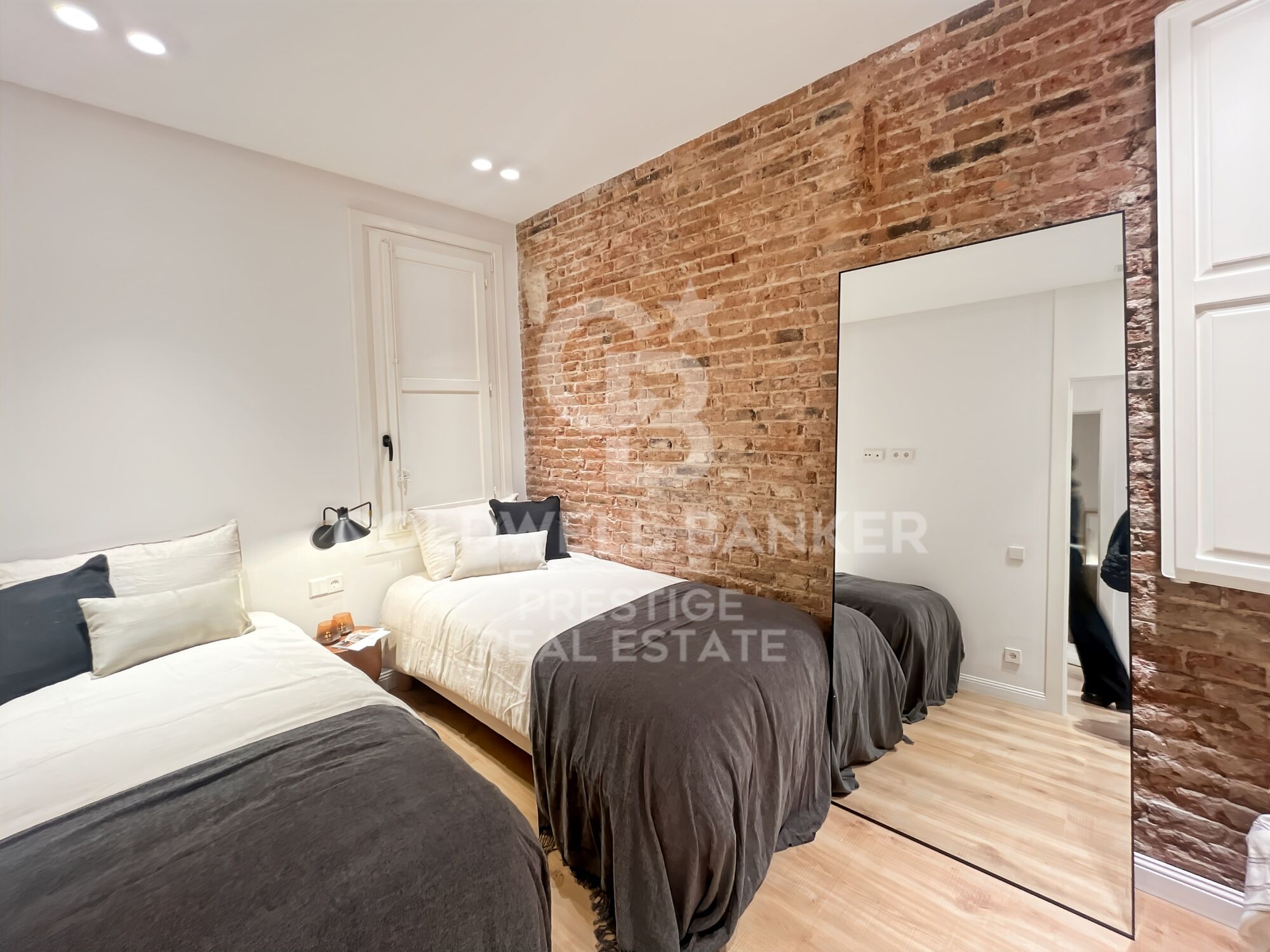 A vendre appartement rénové dans Eixample Izquierdo , Barcelona