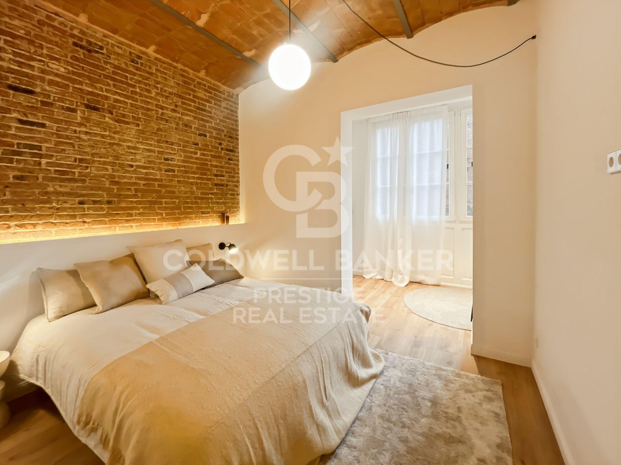 For sale refurbished flat in Eixample Izquierdo ,Barcelona
