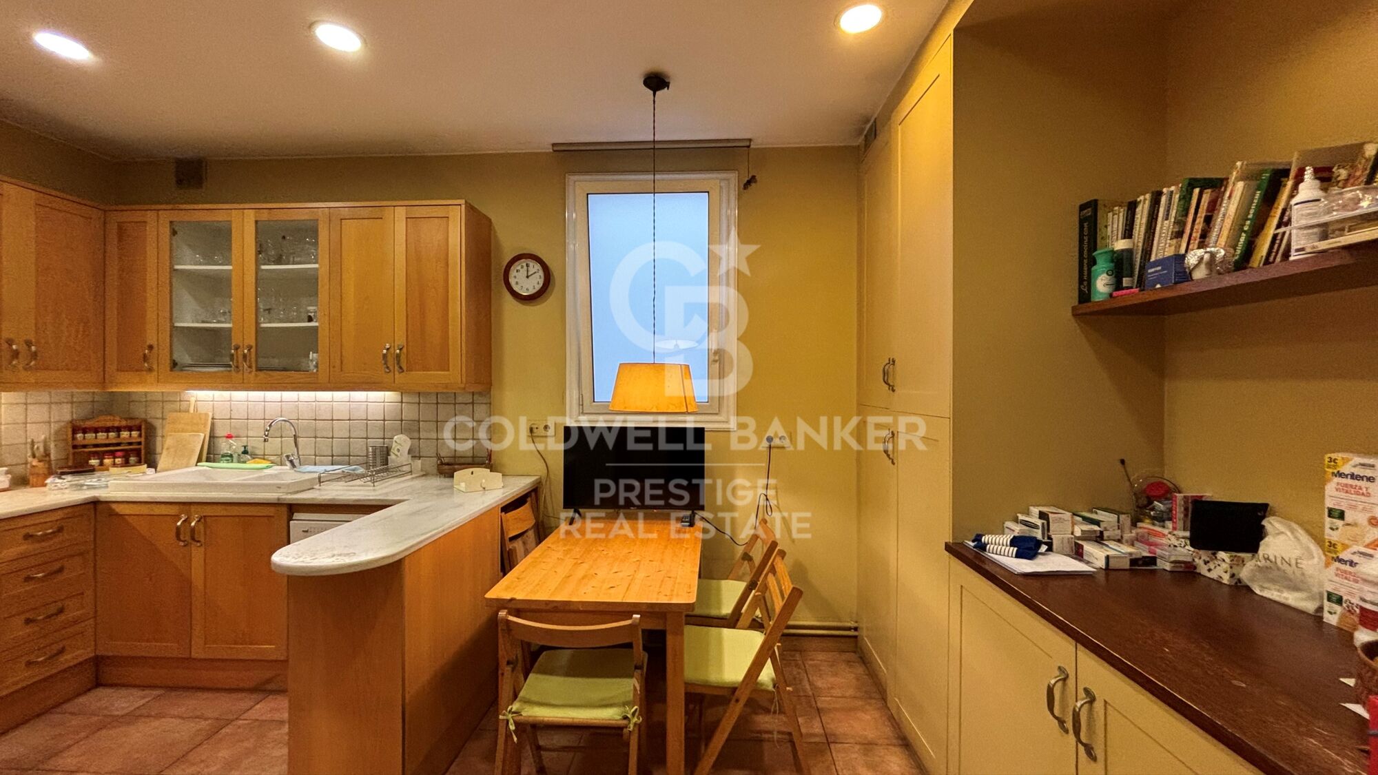 Impressive Apartment in Modernist Building in Eixample